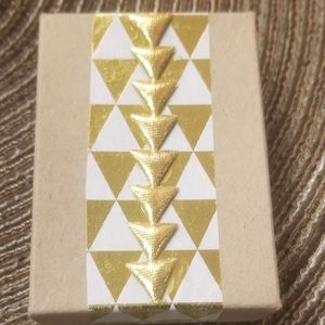 SET (2) Arrow necklaces